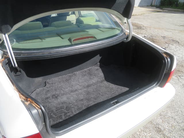 1999 Toyota Celsior JDM car for sale — photo 19 of 25