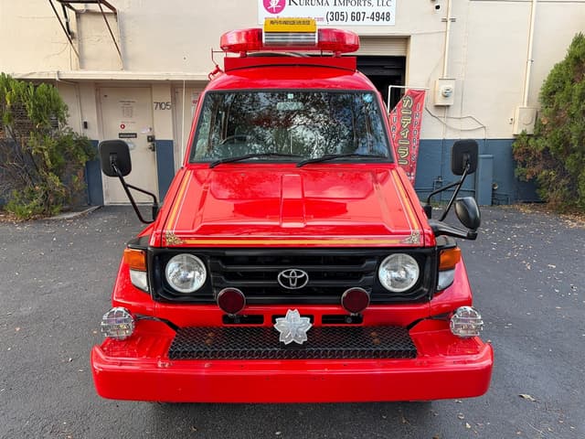 2001 Toyota Land Cruiser JDM car for sale — photo 2 of 18