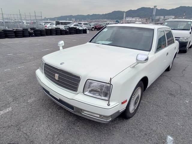 2001 Toyota Century JDM car for sale — photo 2 of 12
