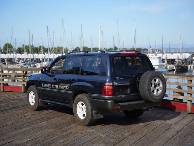 1998 Toyota Land Cruiser JDM car for sale — photo 7 of 13