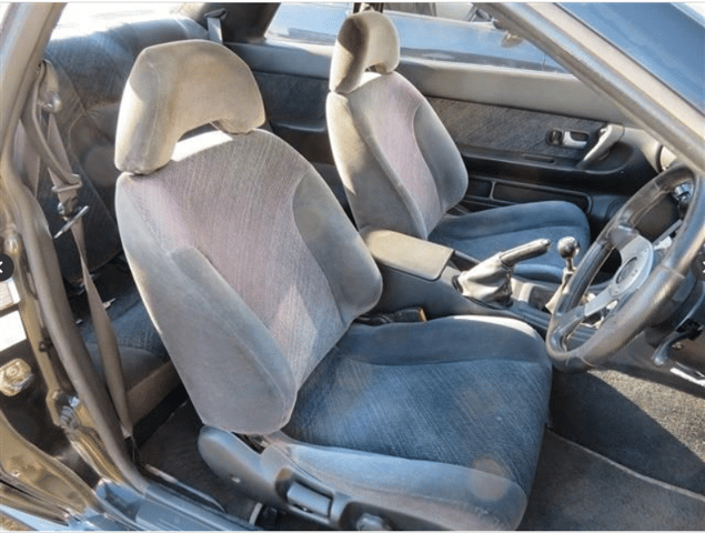 1992 Nissan Skyline JDM car for sale — photo 3 of 25