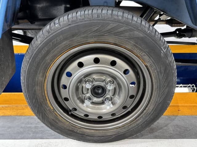 2000 Daihatsu Hijet JDM car for sale — photo 14 of 23