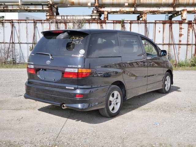 2001 Toyota Estima JDM car for sale — photo 5 of 25