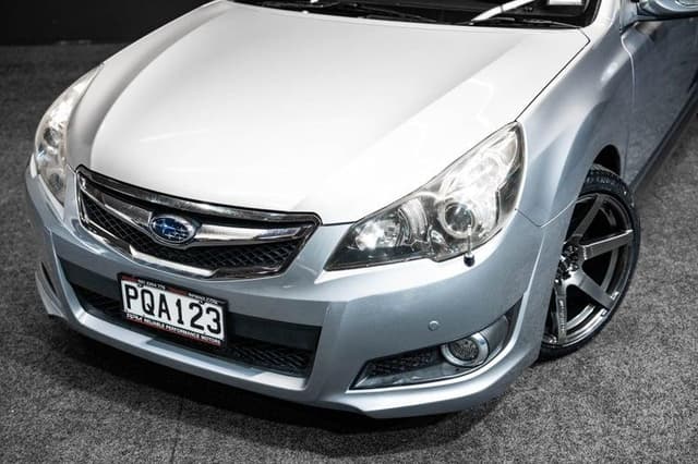 2009 Subaru Legacy JDM car for sale — photo 2 of 18