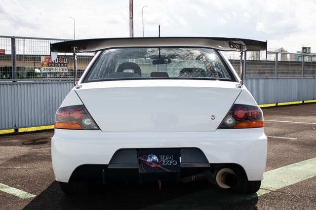 2006 Mitsubishi Lancer Evolution JDM car for sale — photo 14 of 25