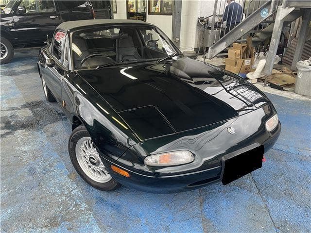 1996 Mazda Roadster (Eunos Roadster / MX-5) JDM car for sale — photo 3 of 25