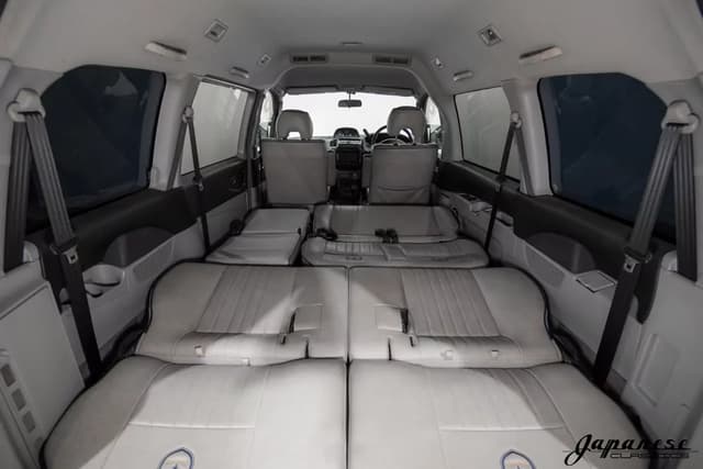 2000 Mitsubishi Delica JDM car for sale — photo 22 of 25