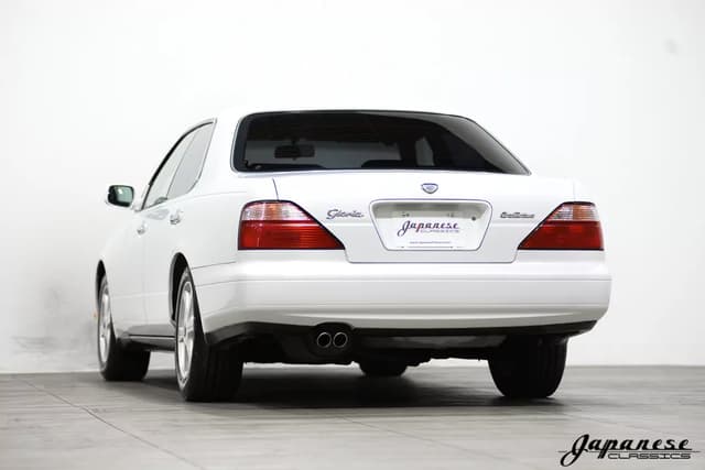 1996 Nissan Gloria JDM car for sale — photo 6 of 25
