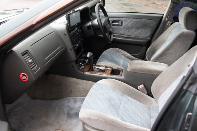 1996 Nissan Stagea JDM car for sale — photo 12 of 15