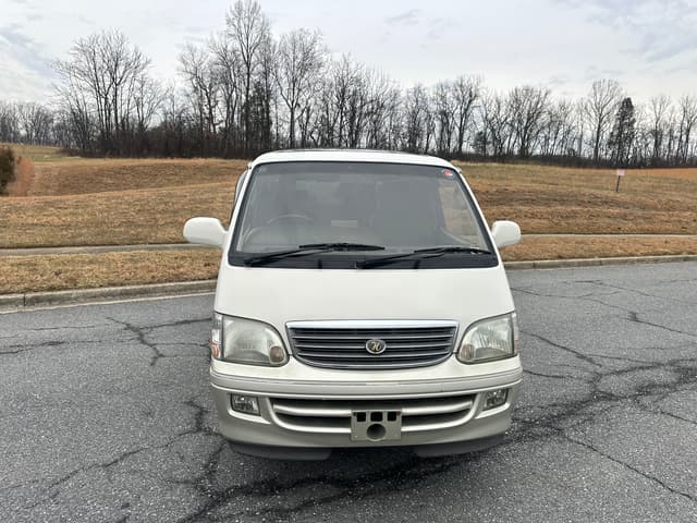 1999 Toyota HiAce JDM car for sale — photo 10 of 10