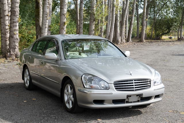 2001 Nissan Cima JDM car for sale — photo 3 of 15