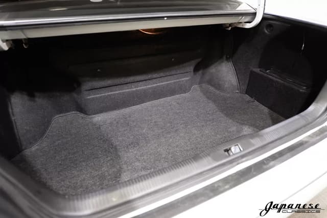 1997 Nissan Cima JDM car for sale — photo 22 of 25