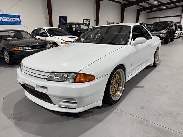 1995 Nissan Skyline JDM car for sale — photo 11 of 23