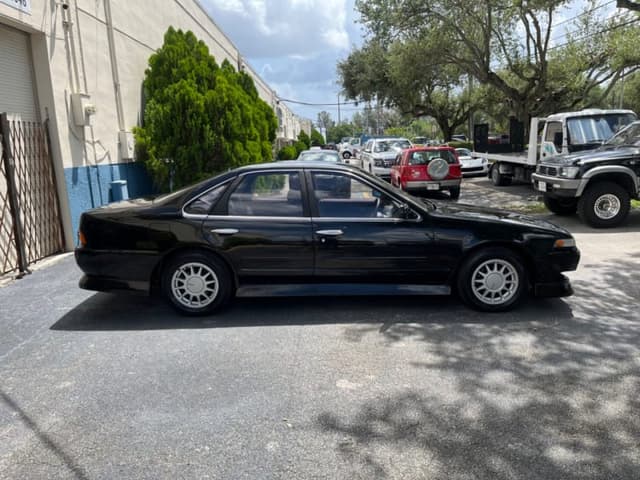 1990 Nissan Cefiro JDM car for sale — photo 6 of 17