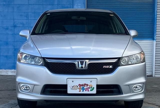 2009 Honda Stream JDM car for sale — photo 2 of 25
