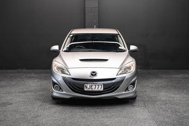 2009 Mazda Axela JDM car for sale — photo 4 of 15