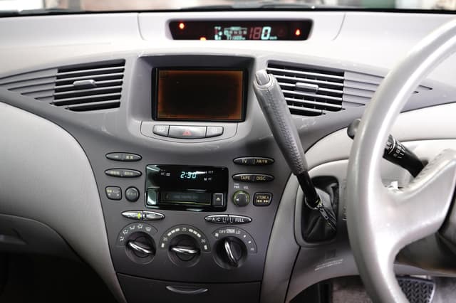 2001 Toyota Prius JDM car for sale — photo 24 of 25