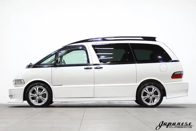 1998 Toyota Estima JDM car for sale — photo 4 of 25