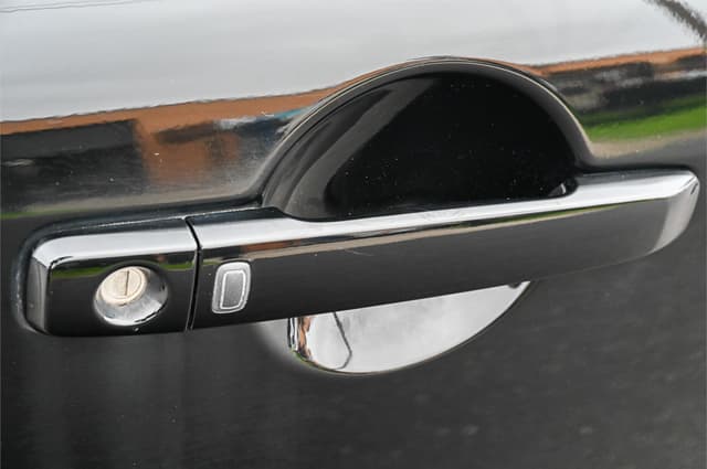 2008 Nissan Skyline JDM car for sale — photo 3 of 21