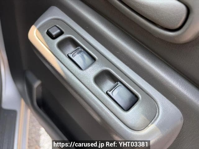 2001 Suzuki Jimny JDM car for sale — photo 20 of 25