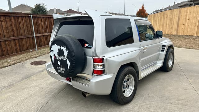1998 Mitsubishi Pajero JDM car for sale — photo 5 of 25