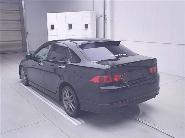 2007 Honda Accord JDM car for sale — photo 2 of 10