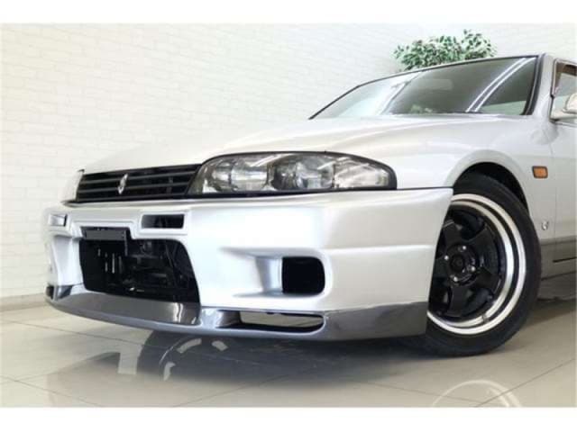 1995 Nissan Skyline JDM car for sale — photo 2 of 5