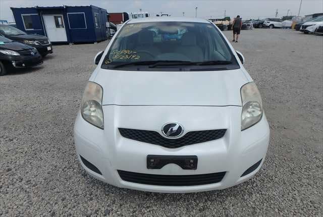 2009 Toyota Vitz JDM car for sale — photo 7 of 25