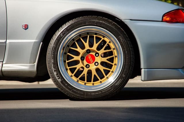 1990 Nissan Skyline JDM car for sale — photo 22 of 25