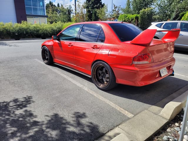 2001 Mitsubishi Lancer Evolution JDM car for sale — photo 16 of 17