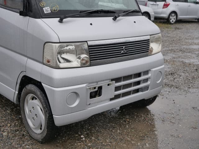 2002 Mitsubishi Town Box JDM car for sale — photo 11 of 25