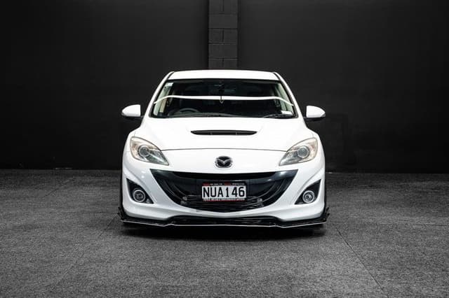 2010 Mazda Axela JDM car for sale — photo 10 of 19