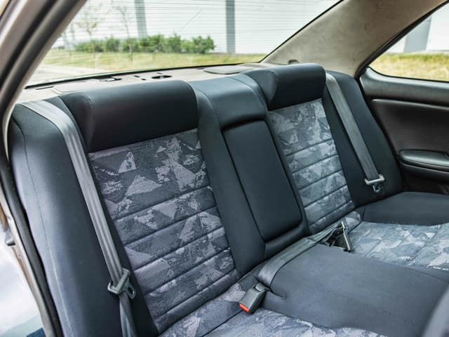 1997 Nissan Laurel JDM car for sale — photo 18 of 22