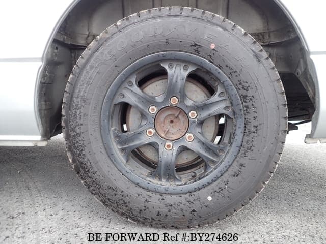 2005 Toyota HiAce JDM car for sale — photo 10 of 25
