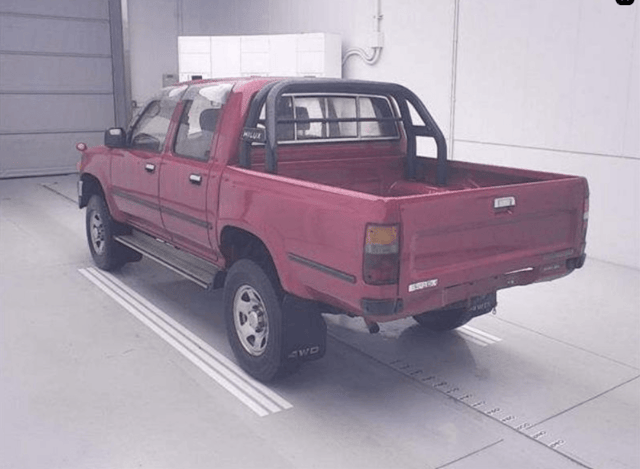 1994 Toyota Hilux JDM car for sale — photo 4 of 10