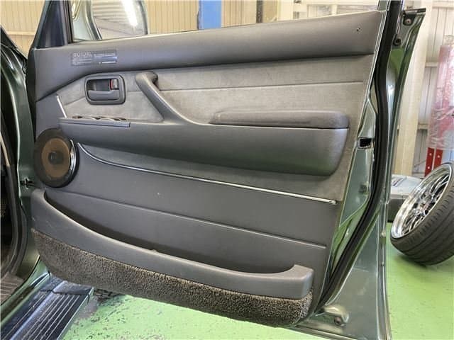 1993 Toyota Land Cruiser JDM car for sale — photo 8 of 24