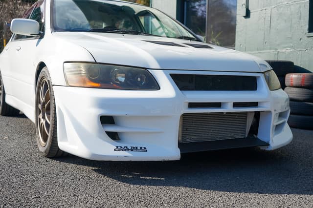 2001 Mitsubishi Lancer Evolution JDM car for sale — photo 2 of 25