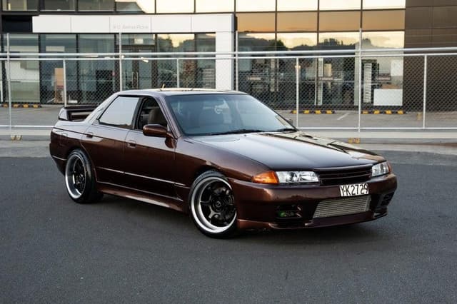 1991 Nissan Skyline JDM car for sale — photo 12 of 18