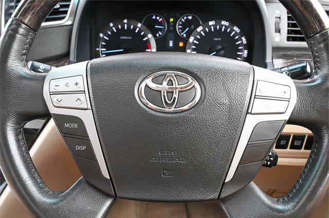 2012 Toyota Alphard JDM car for sale — photo 24 of 25