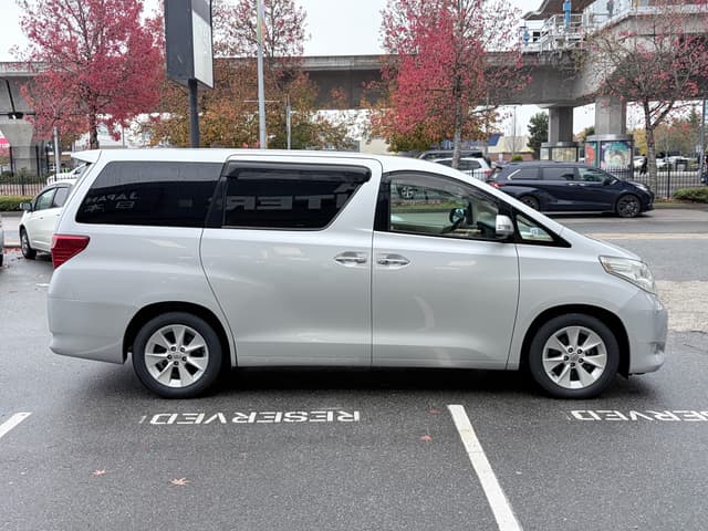 2010 Toyota Alphard JDM car for sale — photo 8 of 18