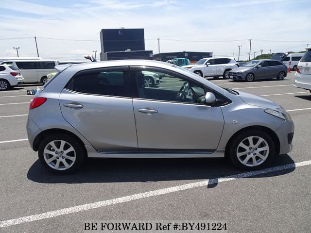 2010 Mazda Demio JDM car for sale — photo 6 of 25