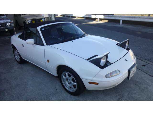 1993 Mazda Roadster (Eunos Roadster / MX-5) JDM car for sale — photo 11 of 20