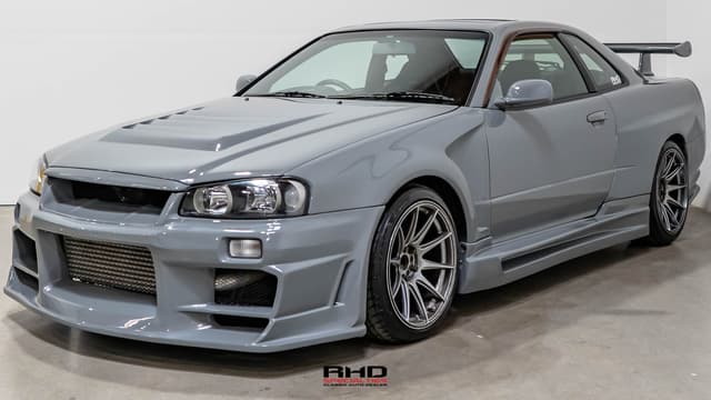 1998 Nissan Skyline JDM car for sale — photo 3 of 24