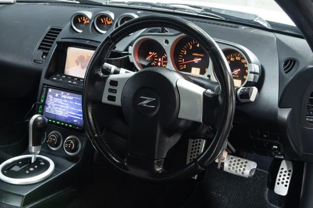 2004 Nissan Fairlady Z JDM car for sale — photo 17 of 18