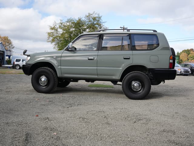 1998 Toyota Land Cruiser Prado JDM car for sale — photo 19 of 23