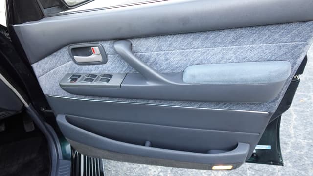 1995 Toyota Land Cruiser JDM car for sale — photo 19 of 20