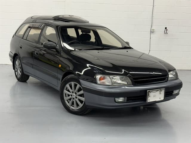 1994 Toyota Caldina JDM car for sale — photo 2 of 10