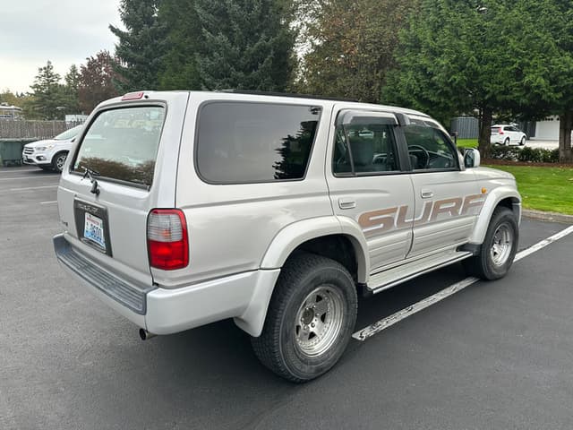 1997 Toyota Hilux Surf JDM car for sale — photo 5 of 10