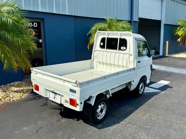 1998 Daihatsu Hijet JDM car for sale — photo 5 of 16