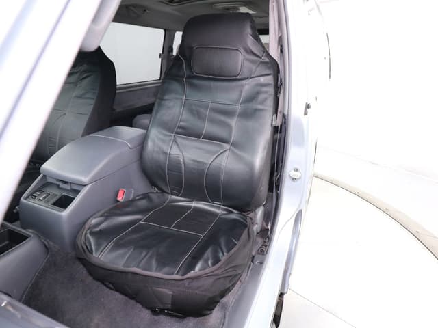 1994 Toyota HiAce JDM car for sale — photo 17 of 25